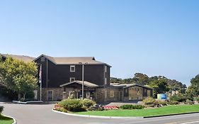 Holiday Inn Express Fort Bragg California